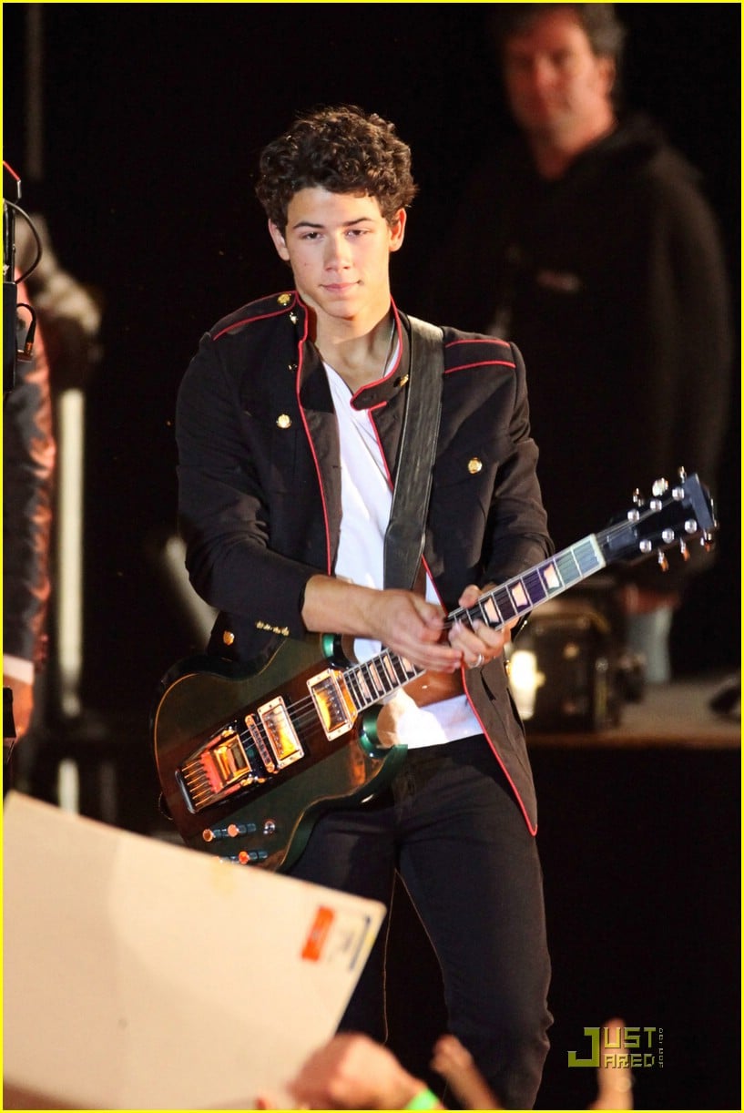 Jonas Brothers: Beach Bash! | Photo 369244 - Photo Gallery | Just Jared Jr.