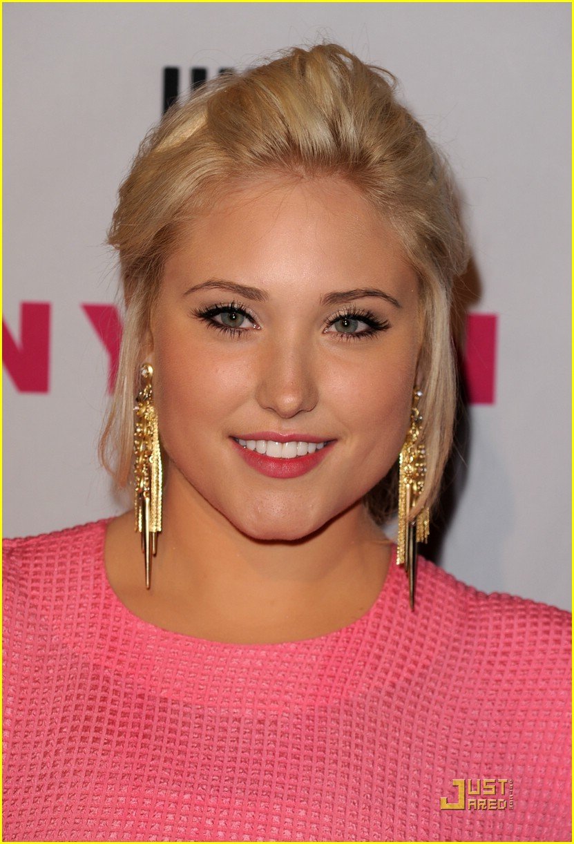 Nikki Blonsky & Hayley Hasselhoff: Huge Upfronts! | Photo 370327 ...