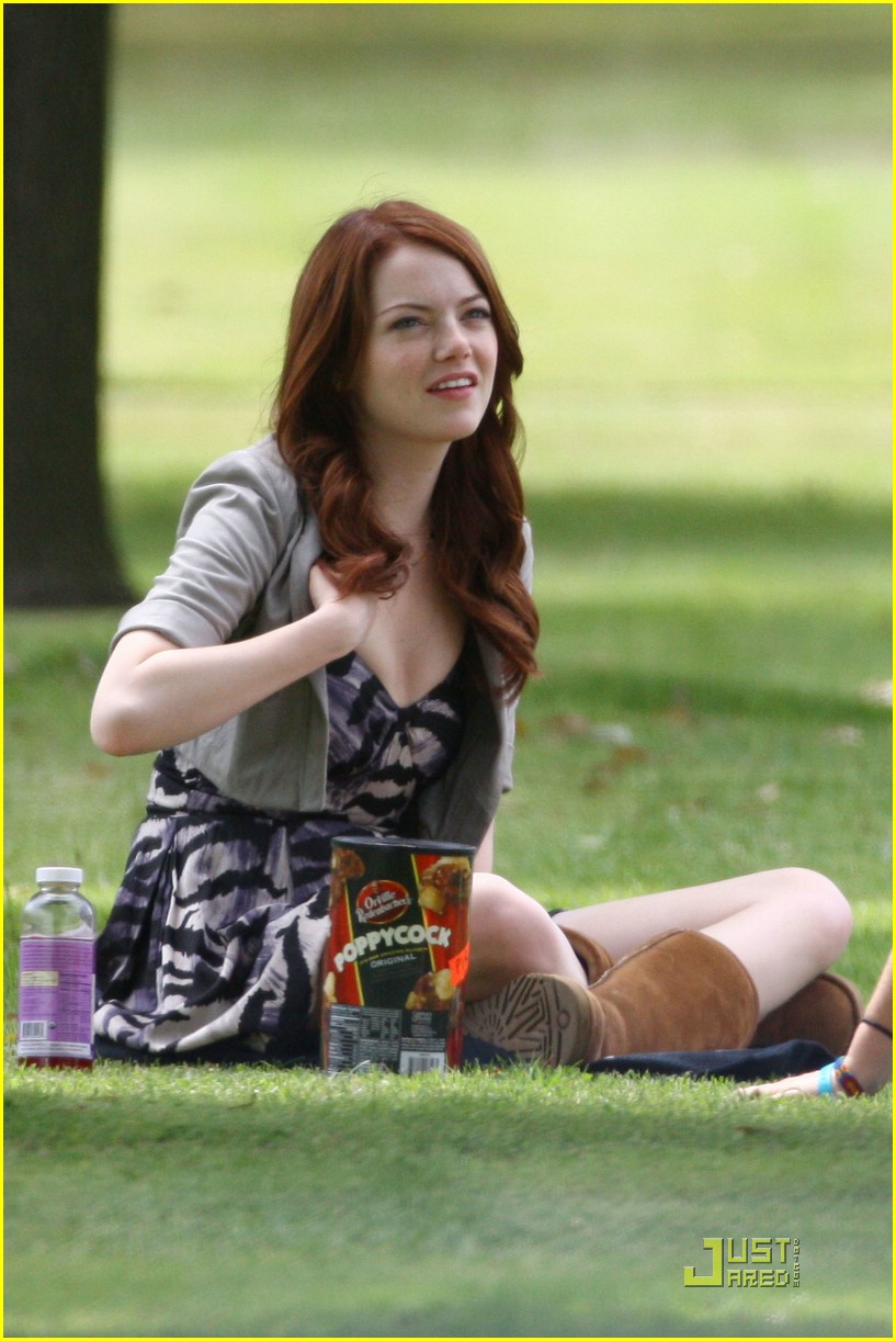 emma stone grassy growl 10