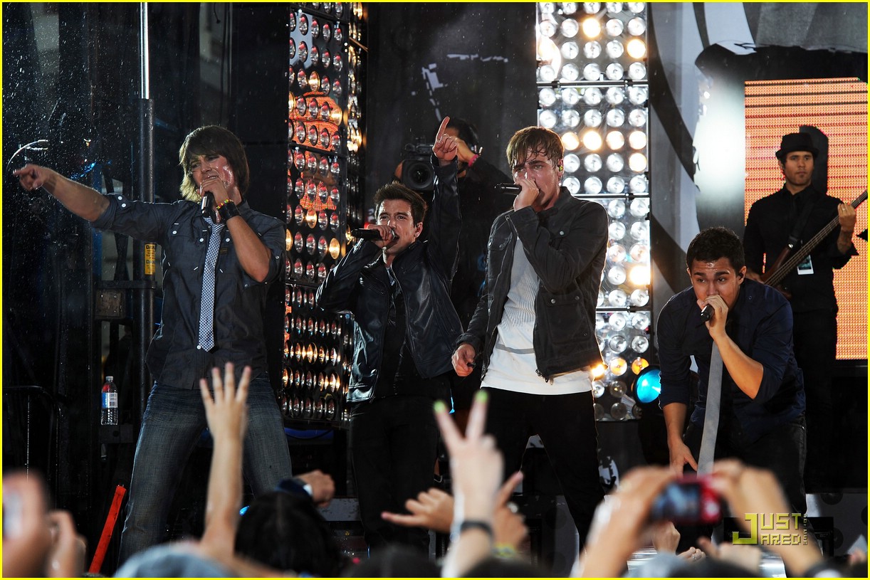 Big Time Rush: New York City Is Ours! | Photo 373204 - Photo Gallery ...