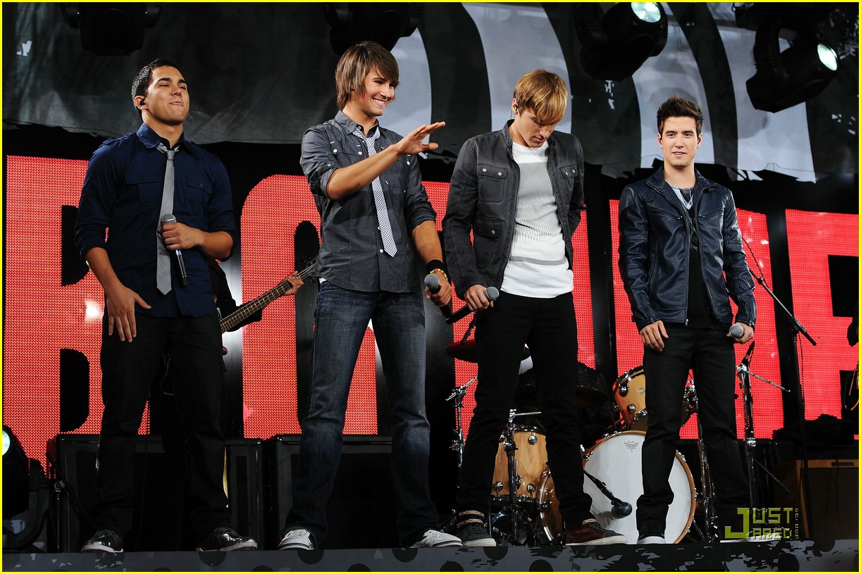 Big Time Rush: New York City Is Ours! | Photo 373222 - Photo Gallery ...