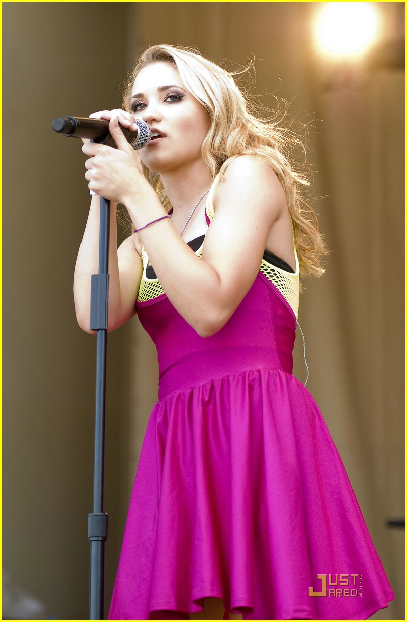 Emily Osment has an Allstar Weekend in Chicago! | Photo 376085 - Photo ...