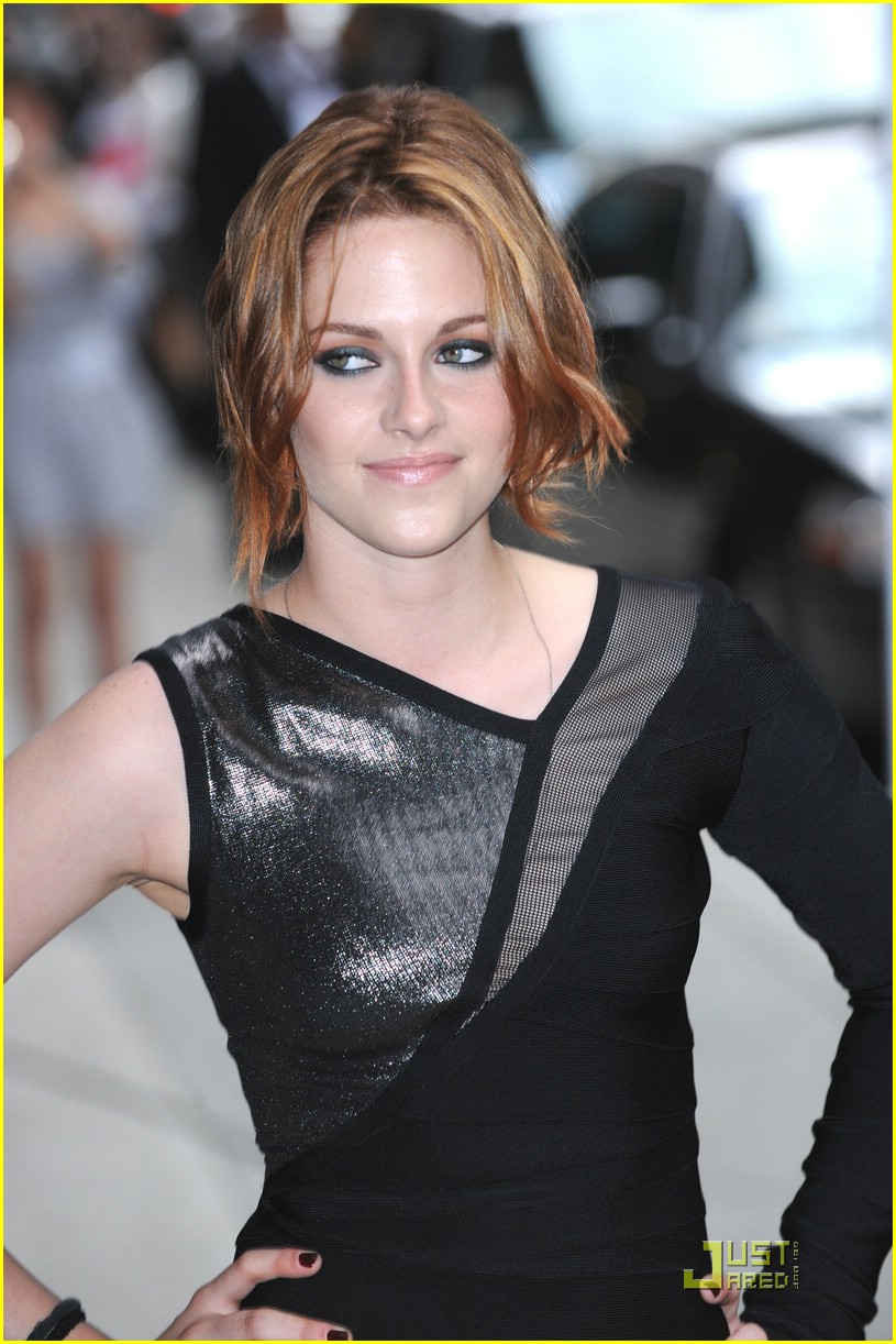 Kristen Stewart: My Feet Are Pissed At Me | Photo 376559 - Photo ...