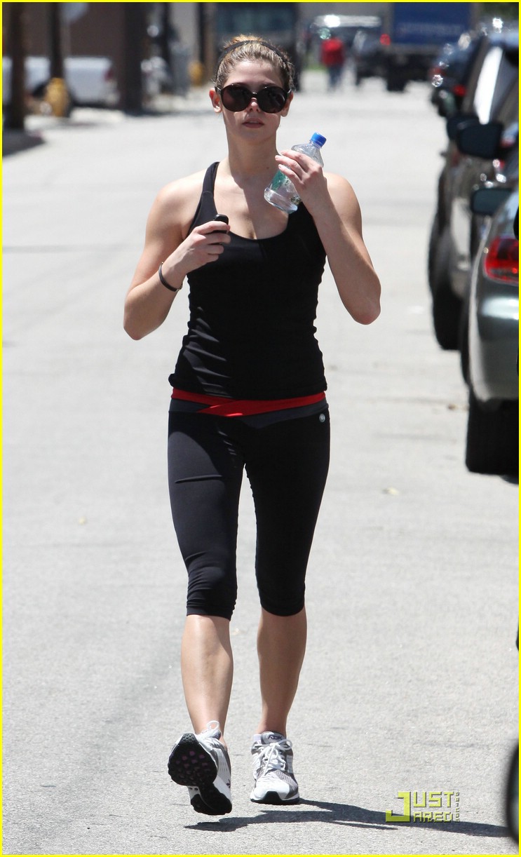 Ashley Greene & Miley Cyrus ARE Allowed to Hang Out | Photo 380036 ...