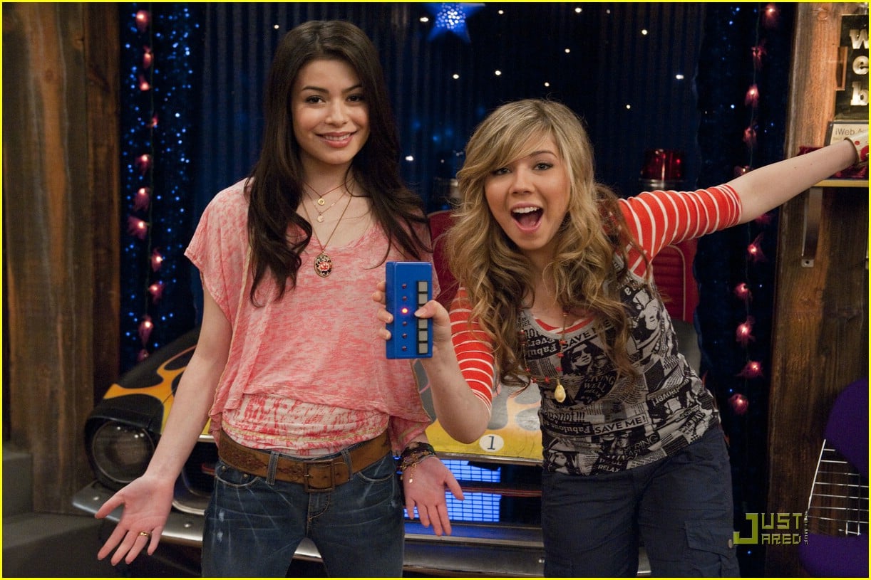 Miranda Cosgrove Has a Hot Room: Photo 378394 iCarly, Jennette McCurdy, Mir...