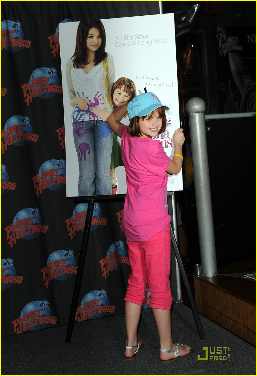 Joey King Ramona And Beezus Out Today Photo 379133 Photo