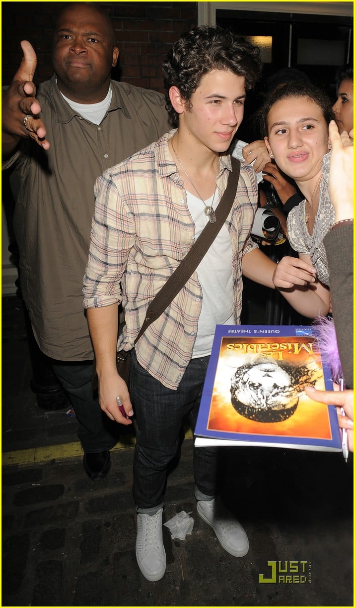 Full Sized Photo of nick jonas jonas la soundtrack 03 Nick Jonas