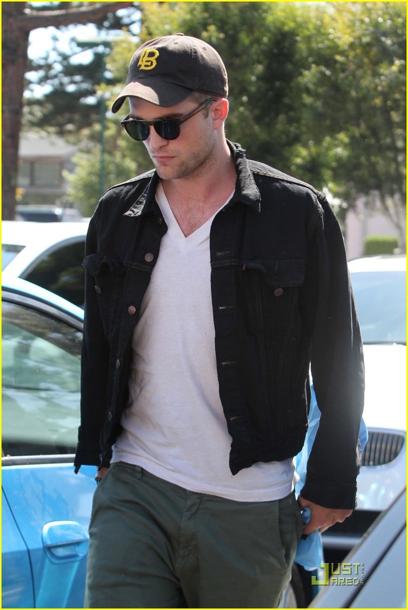 Robert Pattinson: Movie in Malibu! | Photo 379322 - Photo Gallery ...