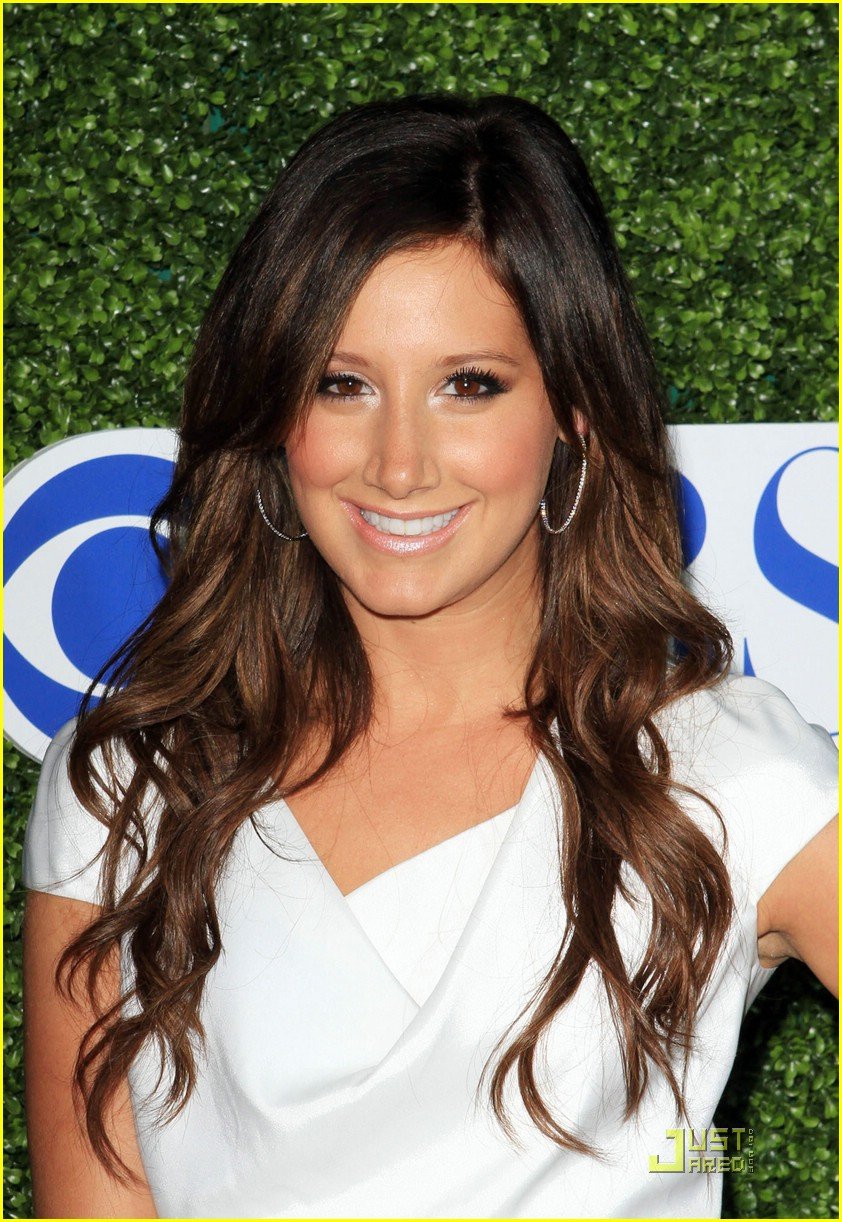 Ashley Tisdale: Jen Gave Me Lots of Cheer Tips | Photo 380004 - Photo ...