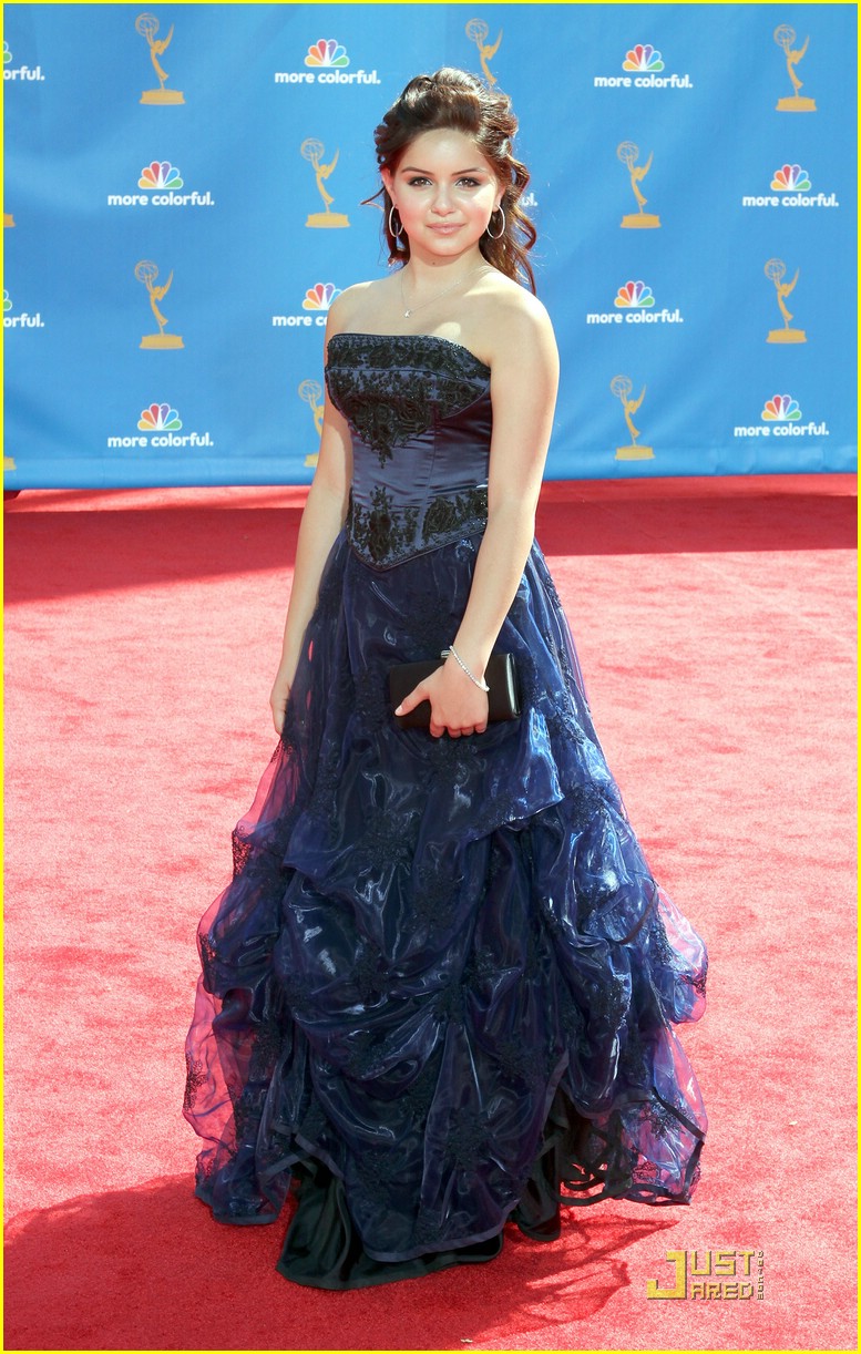 ariel winter 2010 emmys 04