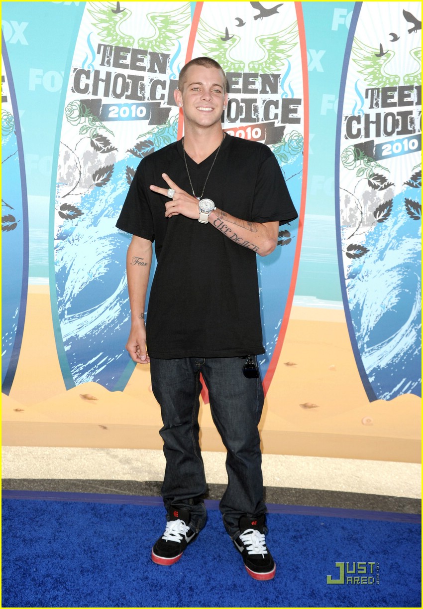 Full Sized Photo of ryan sheckler 2010 tcas 04 Ryan Sheckler Choice Athlete at Teen Choice