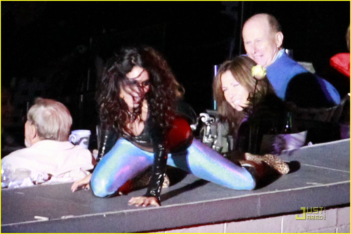 Vanessa Hudgens as Mimi in RENT DEBUT! Photo 380979 Photo Gallery Just Jared Jr.