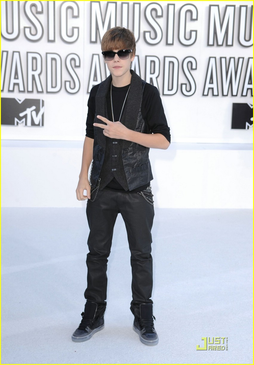 Full Sized Photo Of Justin Bieber 2010 Vmas 03 Justin Bieber Mtv Vmas 2010 Just Jared Jr 