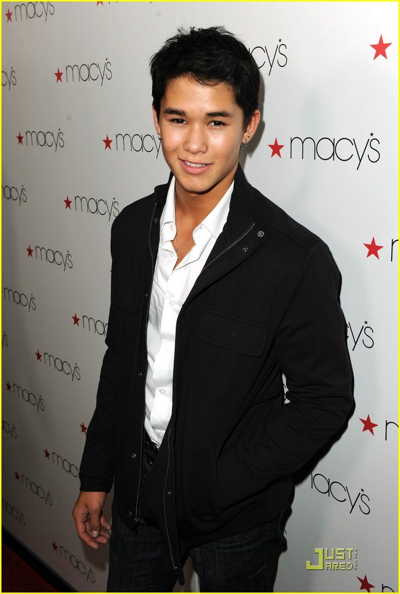 Haley Ramm & Booboo Stewart: Macy's Mates | Photo 386149 - Photo ...