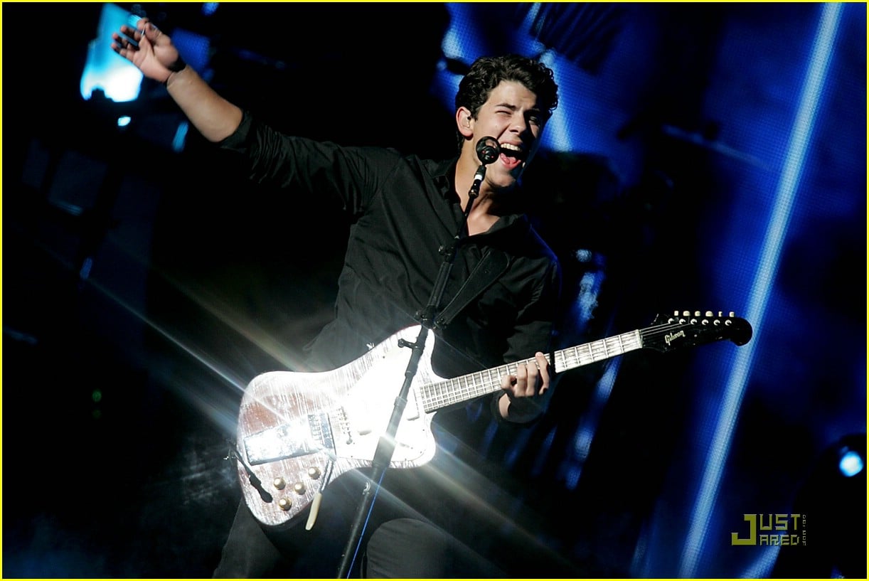 Happy Birthday, Nick Jonas! | Photo 385920 - Photo Gallery | Just Jared Jr.