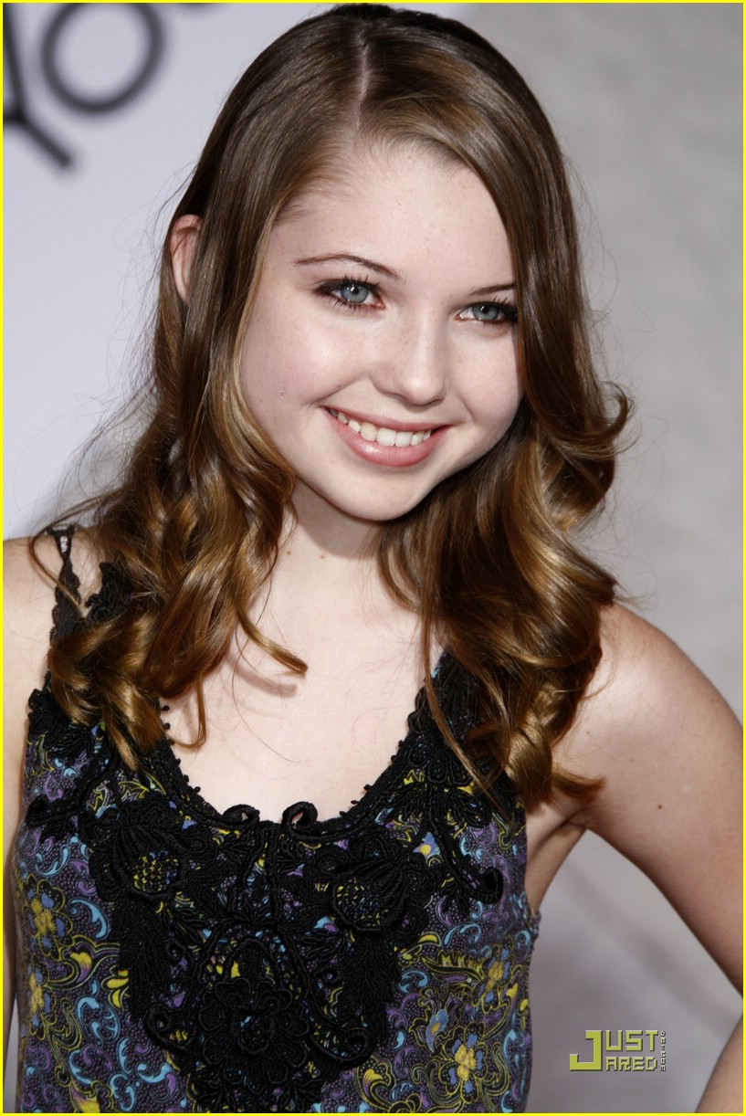 Sammi Hanratty 'You Again' Amazing Photo 386693 Photo Gallery