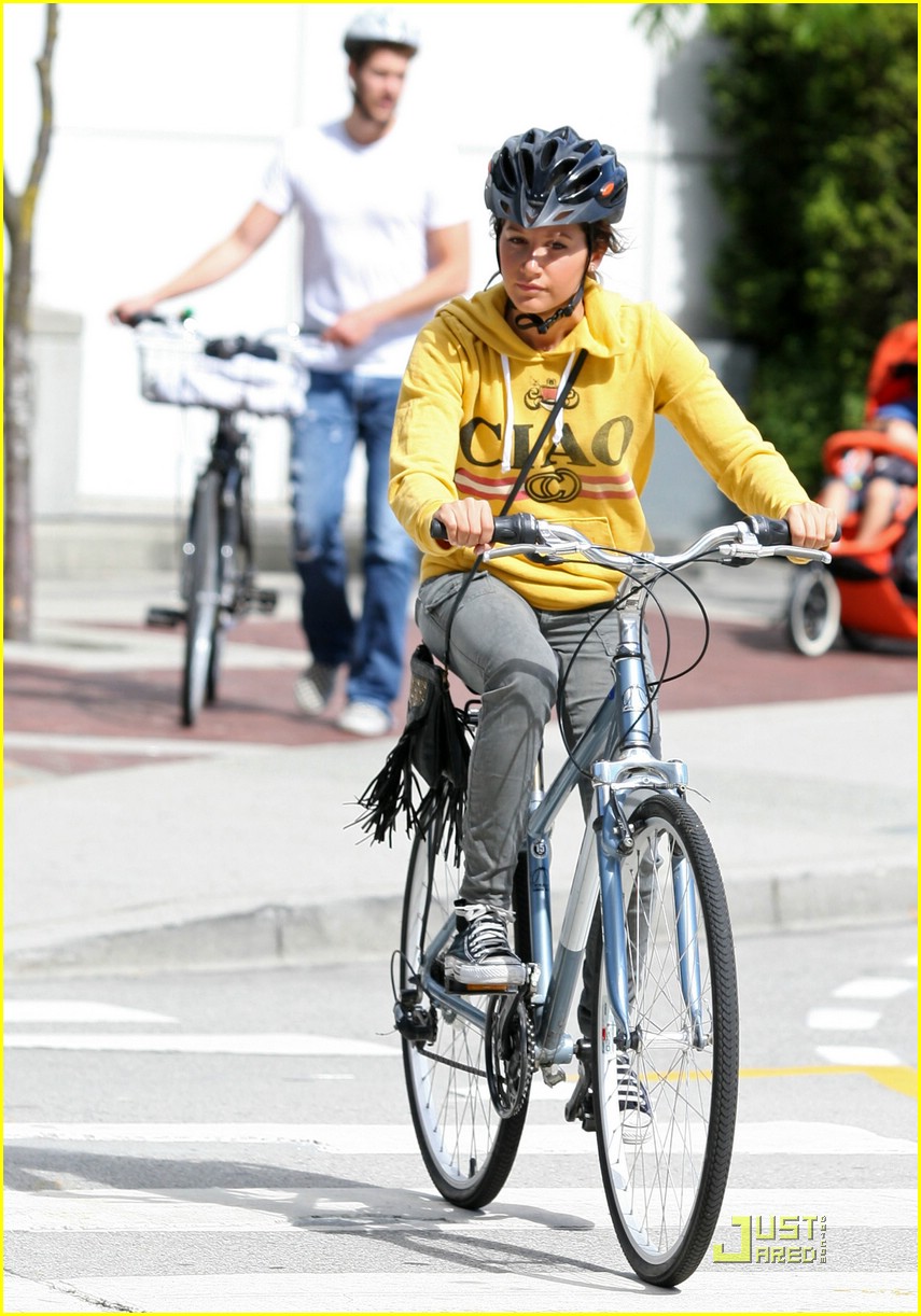 Full Sized Photo of ashley tisdale bike ride 09 | Ashley Tisdale: Ciao