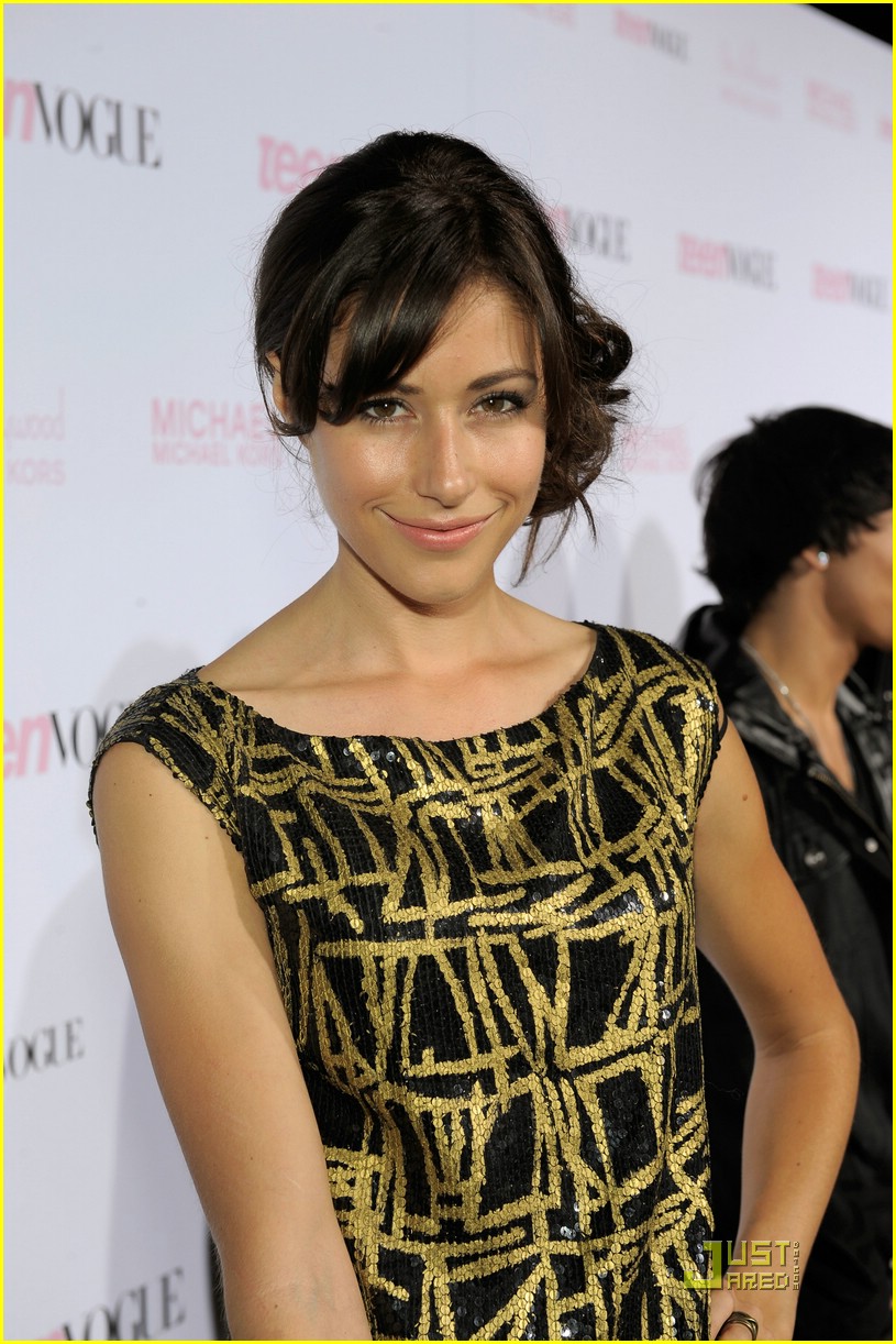 Full Sized Photo Of Amanda Crew Teen Vogue 06 Amanda Crew Is Breaking The Girl Just Jared Jr 6416