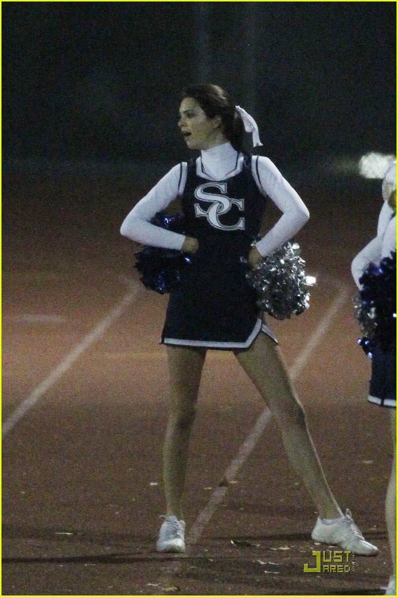 Full Sized Photo of kendall jenner cheer on 07 | Kendall Jenner: Pom