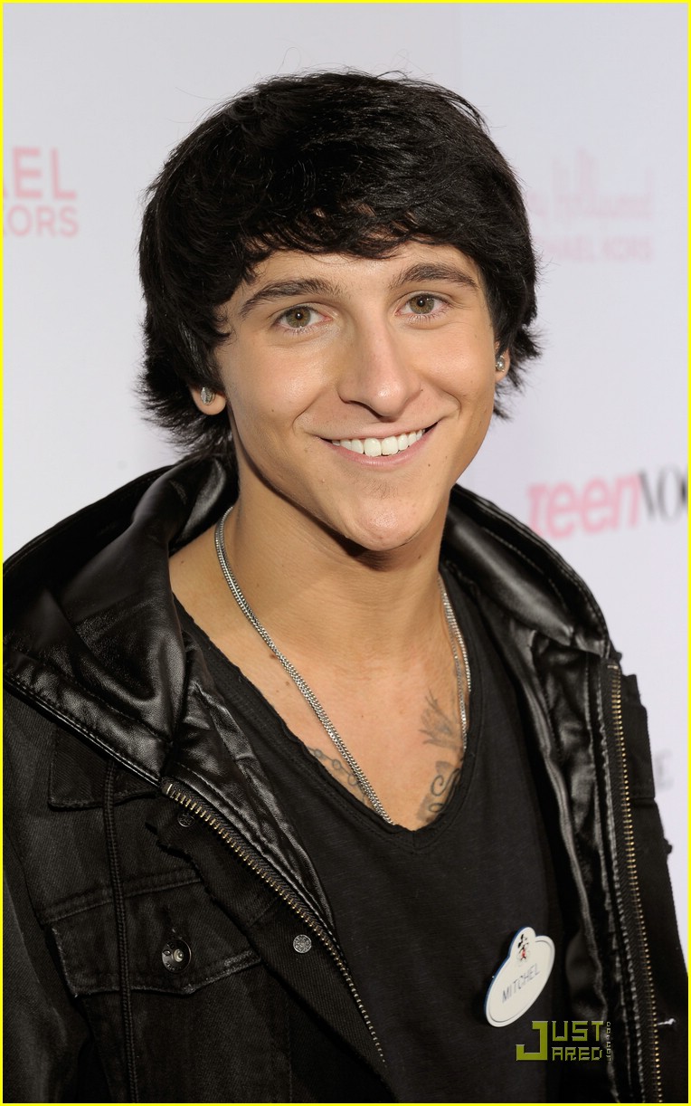 Mitchel Musso Second Album Is Almost Done Photo 388121 2010 Teen Vogue Young Hollywood Party Mitchel Musso Pictures Just Jared Jr