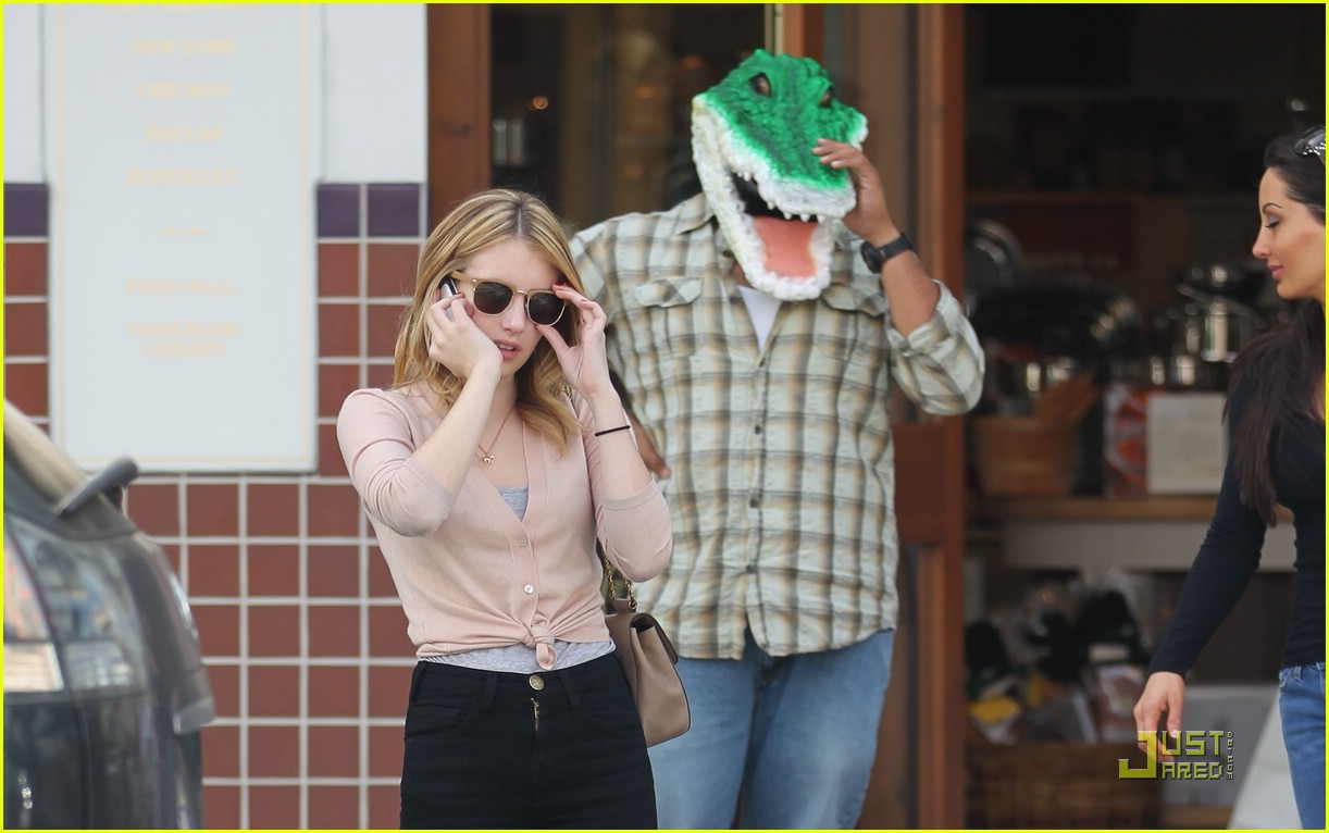 Emma Roberts Shops With A Croc | Photo 392219 - Photo Gallery | Just ...