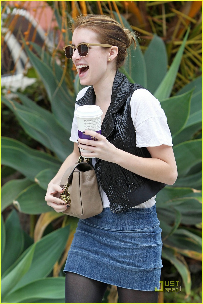 Emma Roberts: Beverly Hills Hottie | Photo 390273 - Photo Gallery