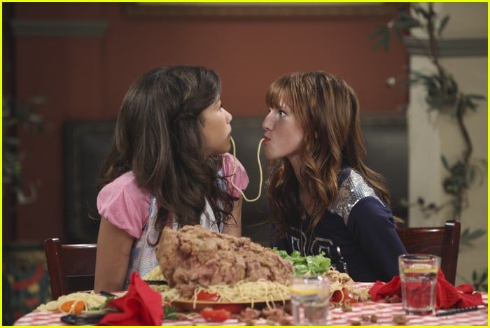 bella thorne zendaya spaghetti 16