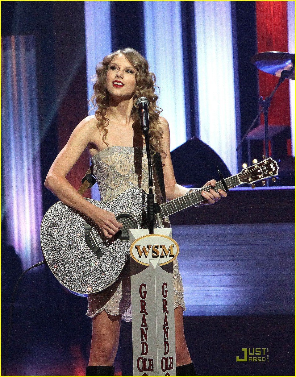 Full Sized Photo Of Taylor Swift Grand Ole Opry 05 | Taylor Swift: I'm ...