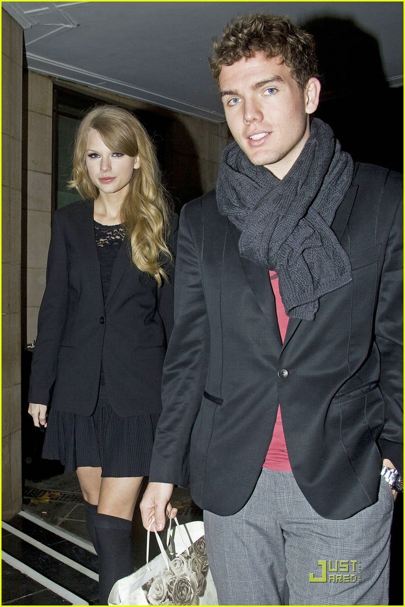 Taylor Swift: Nobu Night with Brother Austin! | Photo 390754 - Photo