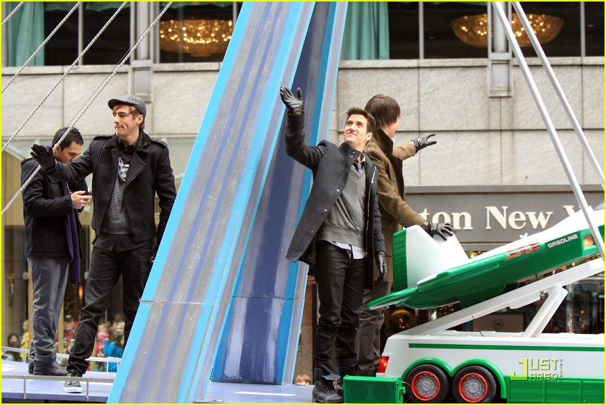 Big Time Rush Won't About You' at Macy's Thanksgiving Parade