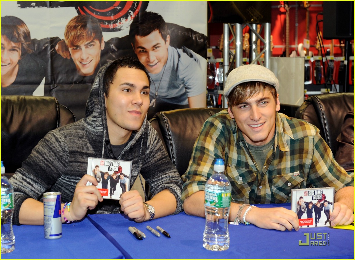 Big Time Rush Union Square Signing Photo Big Time Rush Carlos Pena James Maslow Kendall Schmidt Logan Henderson Pictures Just Jared Jr Big Time Rush Union Square Signing Photo Big Time Rush Carlos Pena James Maslow Kendall Schmidt Logan Henderson Pictures Just Jared Jr