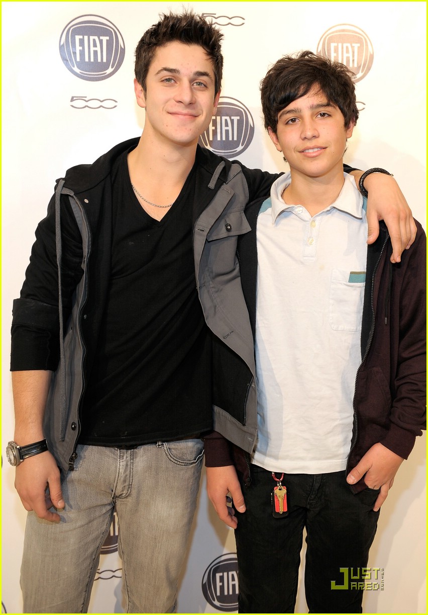 david henrie and his brother