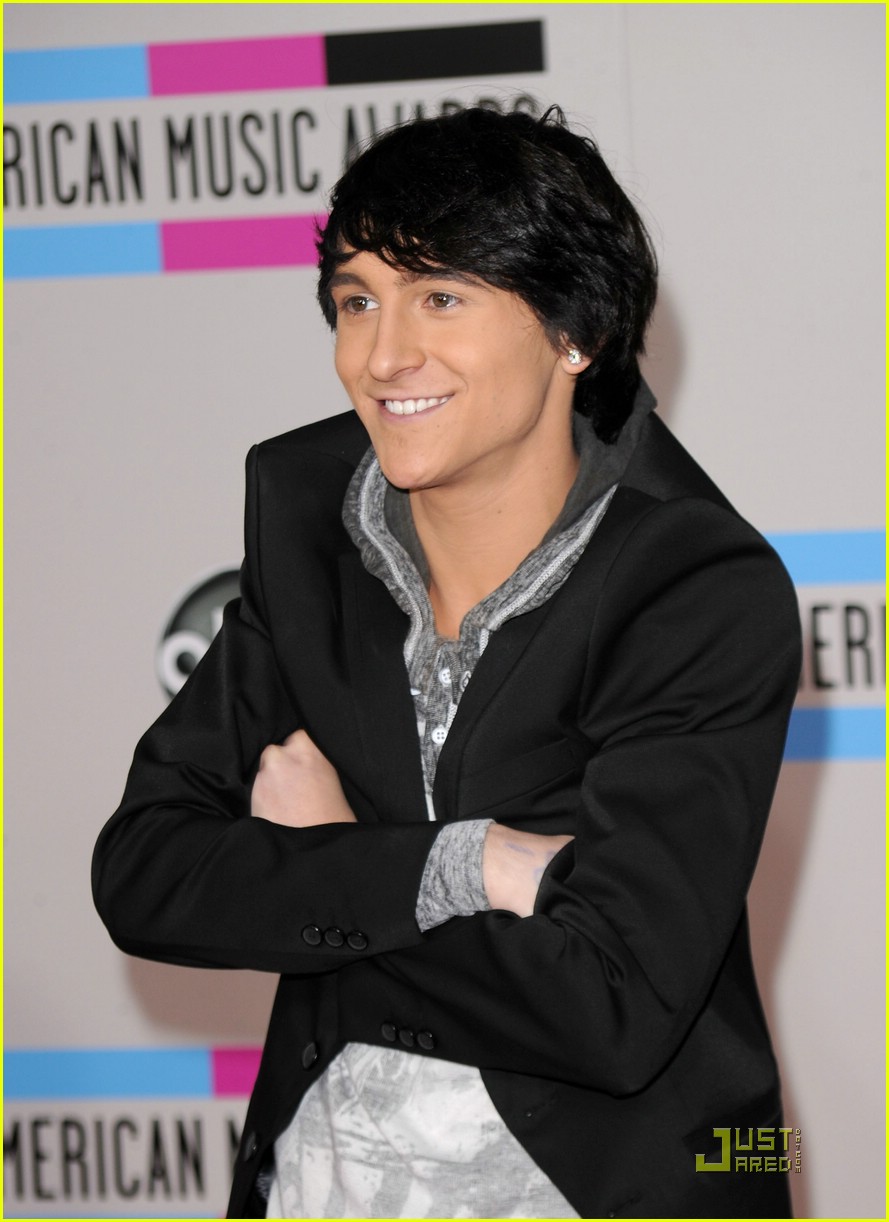 mitchel musso brainstorm out today 04