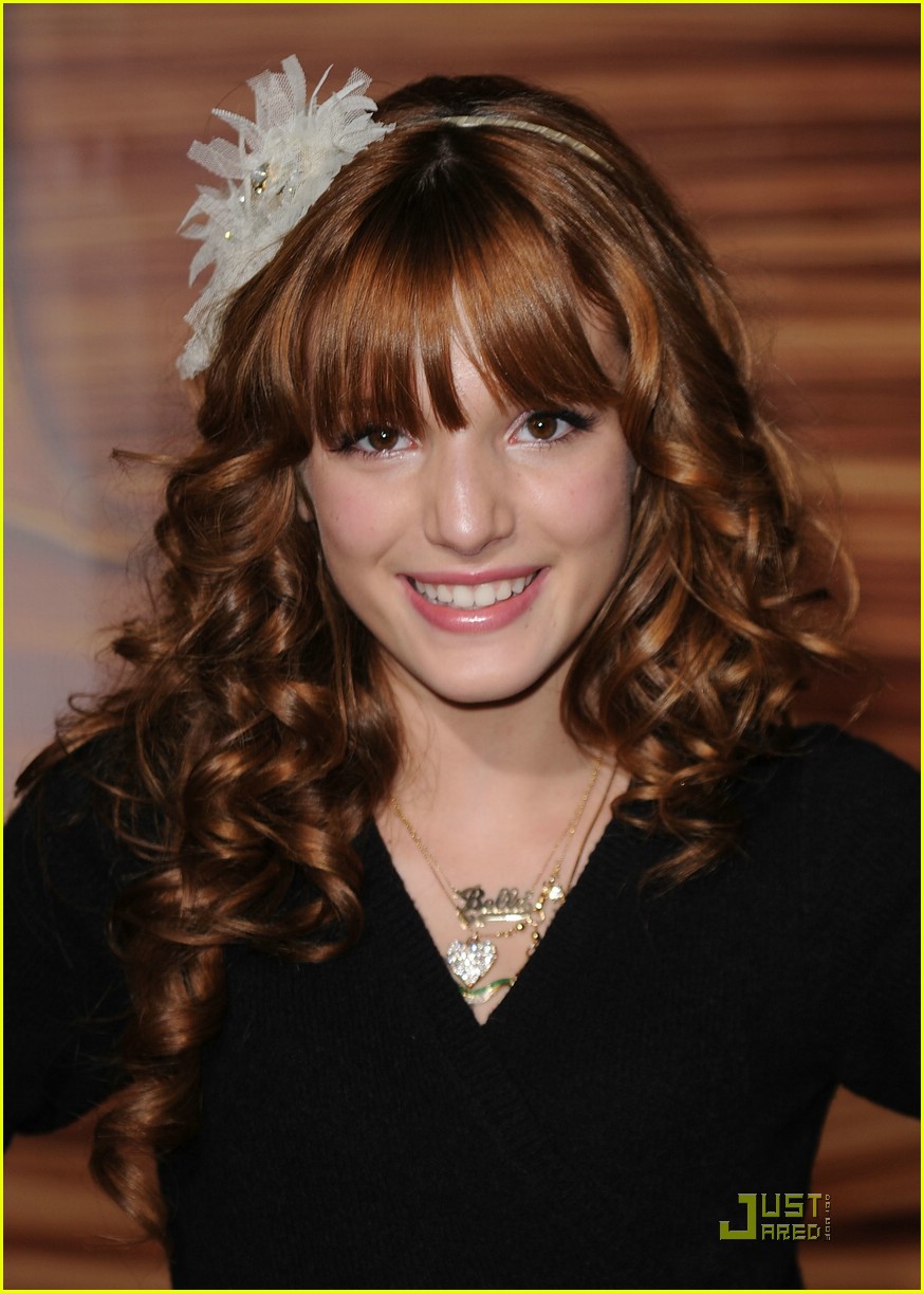 zendaya bella thorne tangled 06