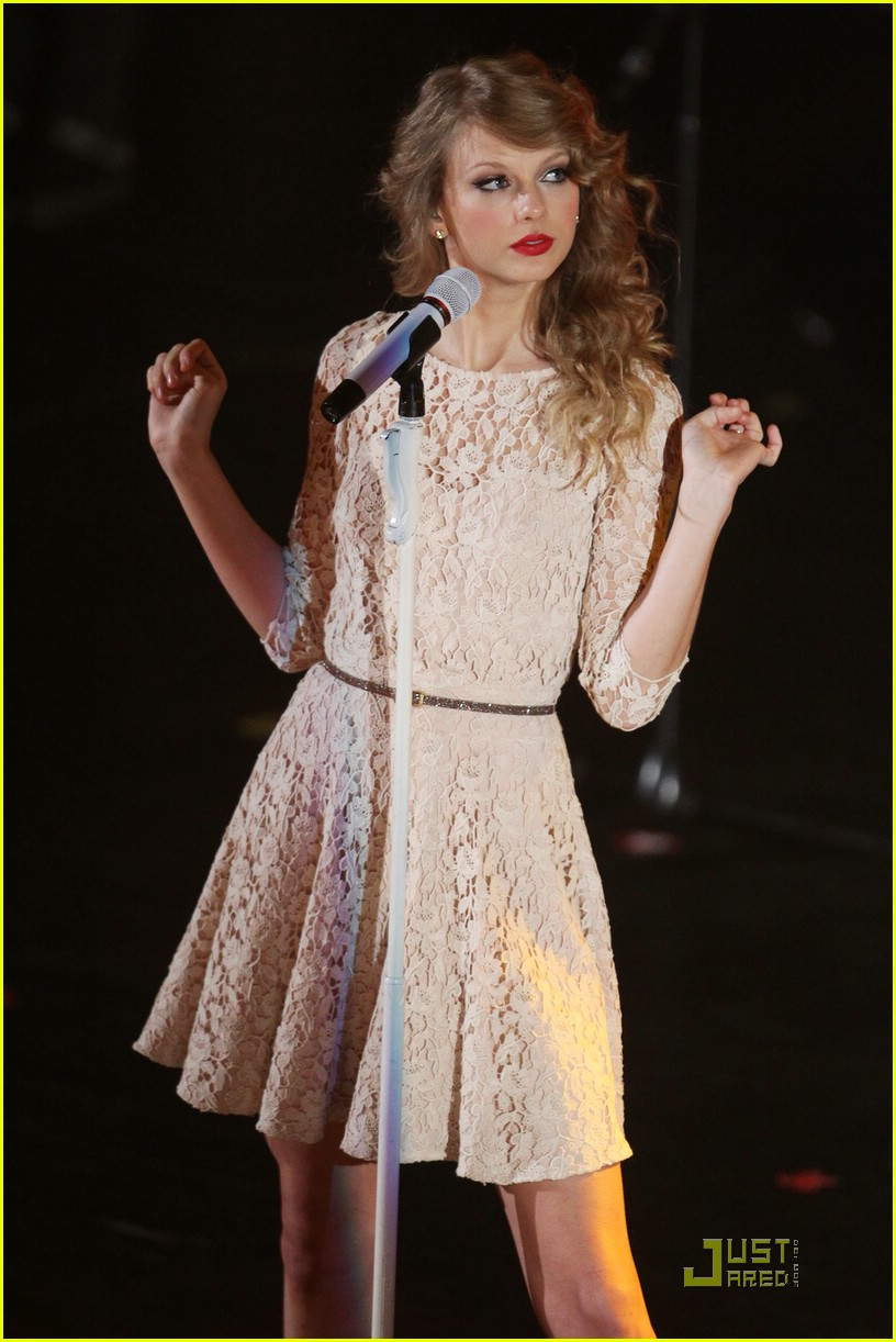 Full Sized Photo of taylor swift bbc teen awards 19 Taylor Swift BBC ... photo