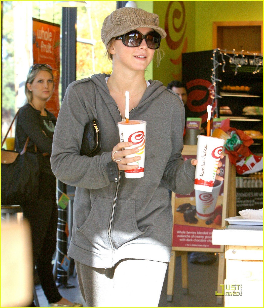 Julianne Hough Jamba Juice & Gym Junkie Photo 396674 Photo Gallery