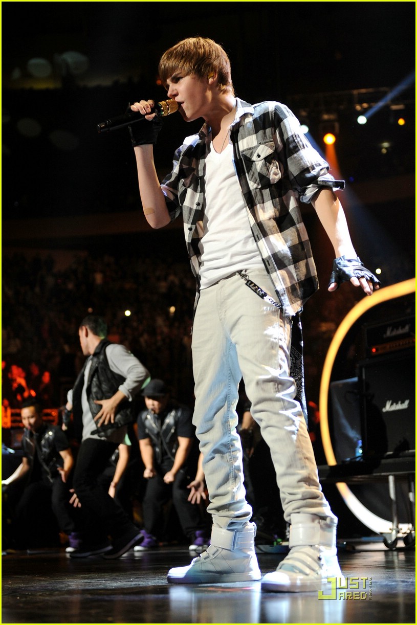 Full Sized Photo Of Justin Bieber Jingle Ball Jaden Smith 25 Justin Bieber Z100 Jingle Ball 