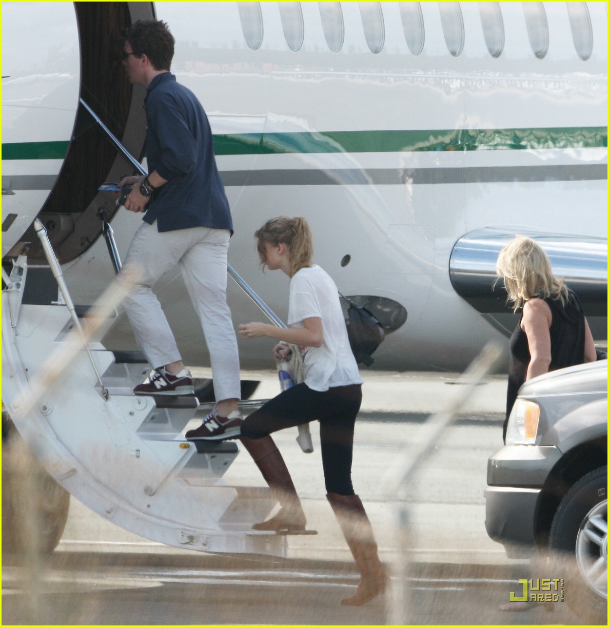 Full Sized Photo of taylor swift turks caicos 04 | Taylor Swift: Turks