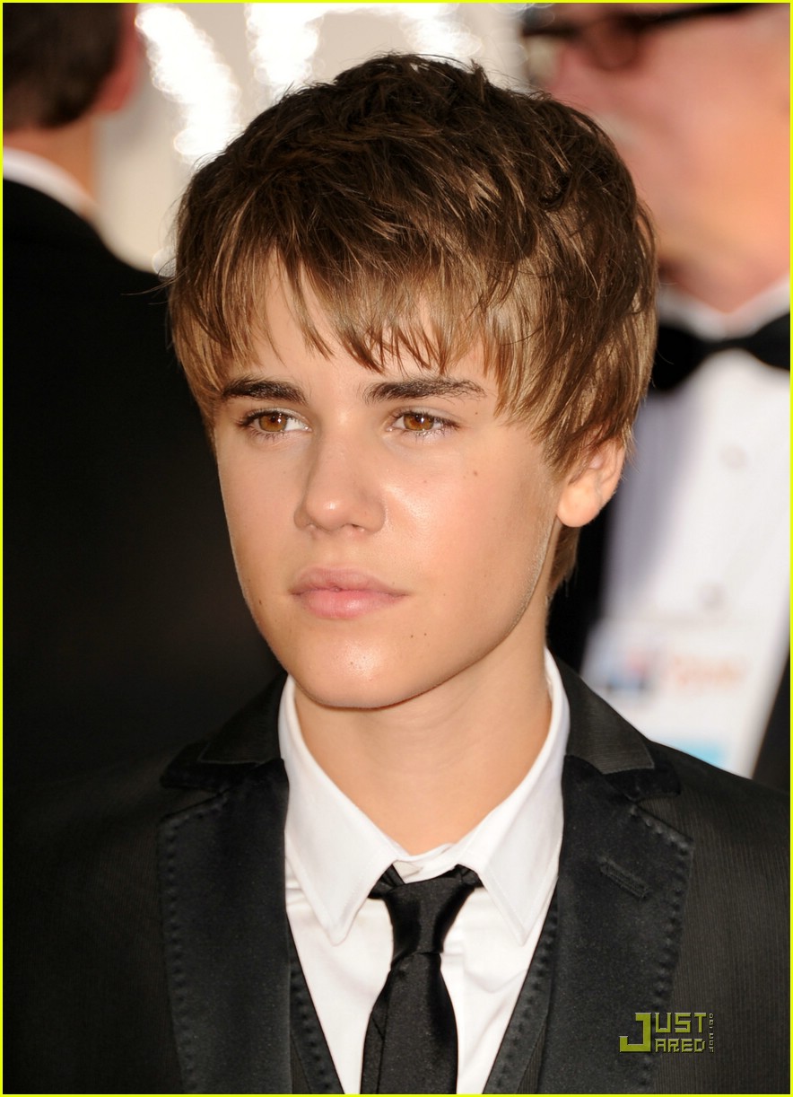 Justin Bieber: Golden Globe Awards 2011! | Photo 400946 - Photo Gallery ...