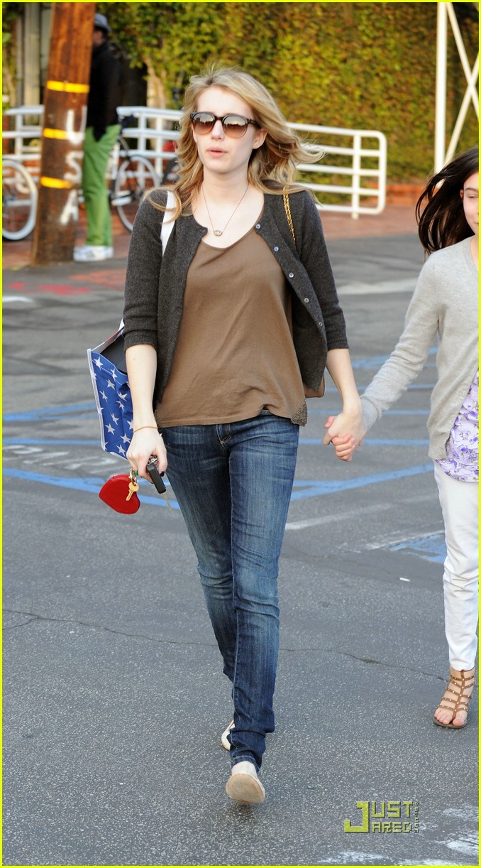 Emma Roberts: Sally Isn't A Mean Girl | Photo 402245 - Photo Gallery