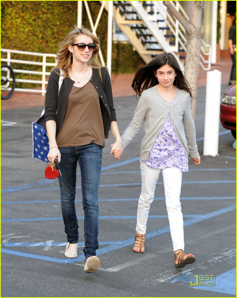 Emma Roberts: Sally Isn't A Mean Girl | Photo 402246 - Photo Gallery