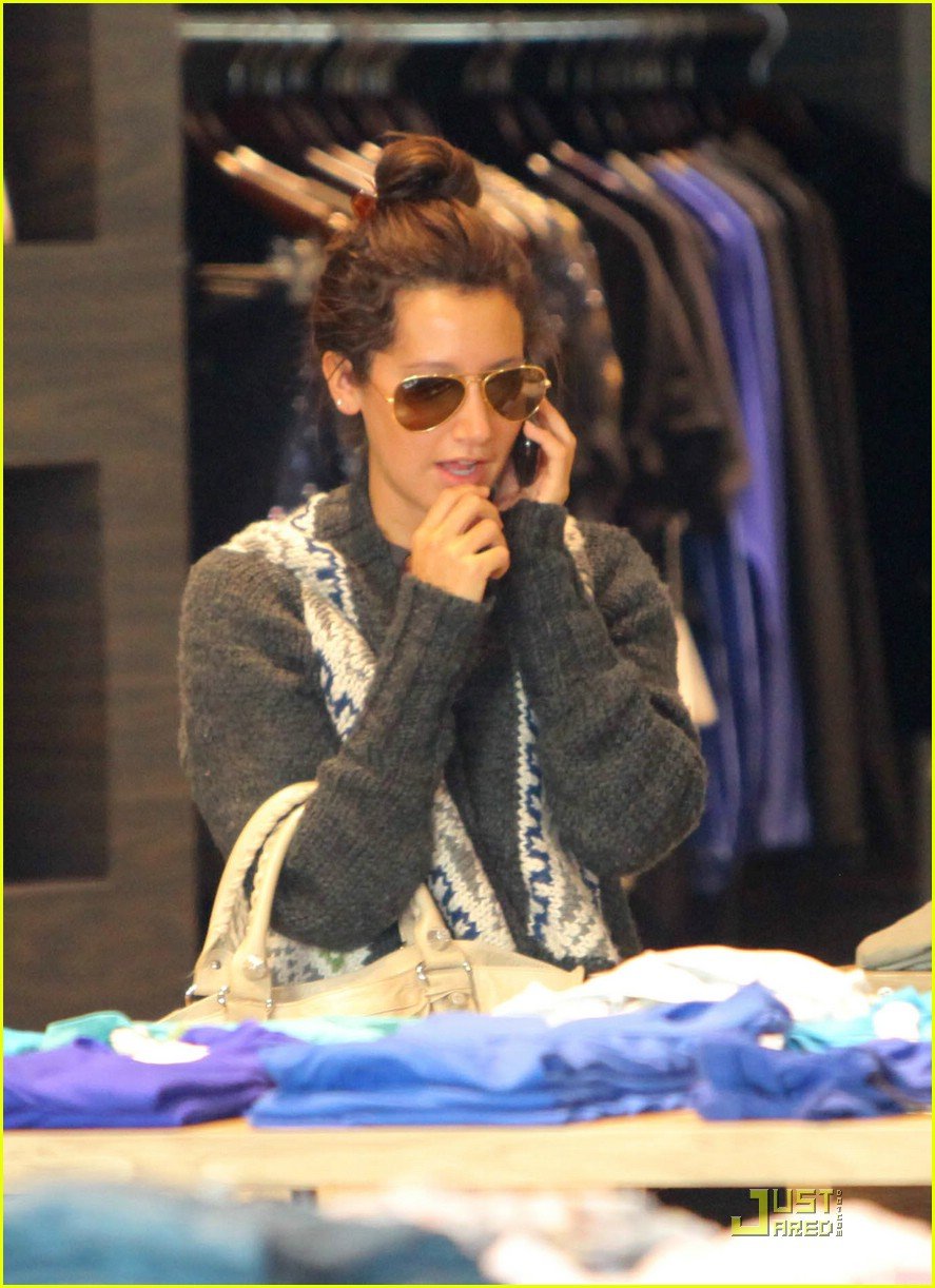 Full Sized Photo of ashley tisdale jjj lopez tonight 22 | Ashley