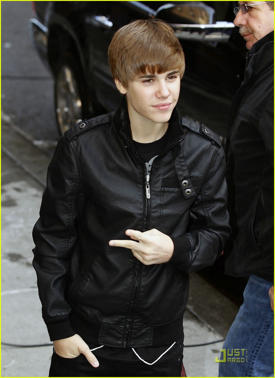 Justin Bieber: From Leno to Letterman | Photo 402539 - Photo Gallery ...