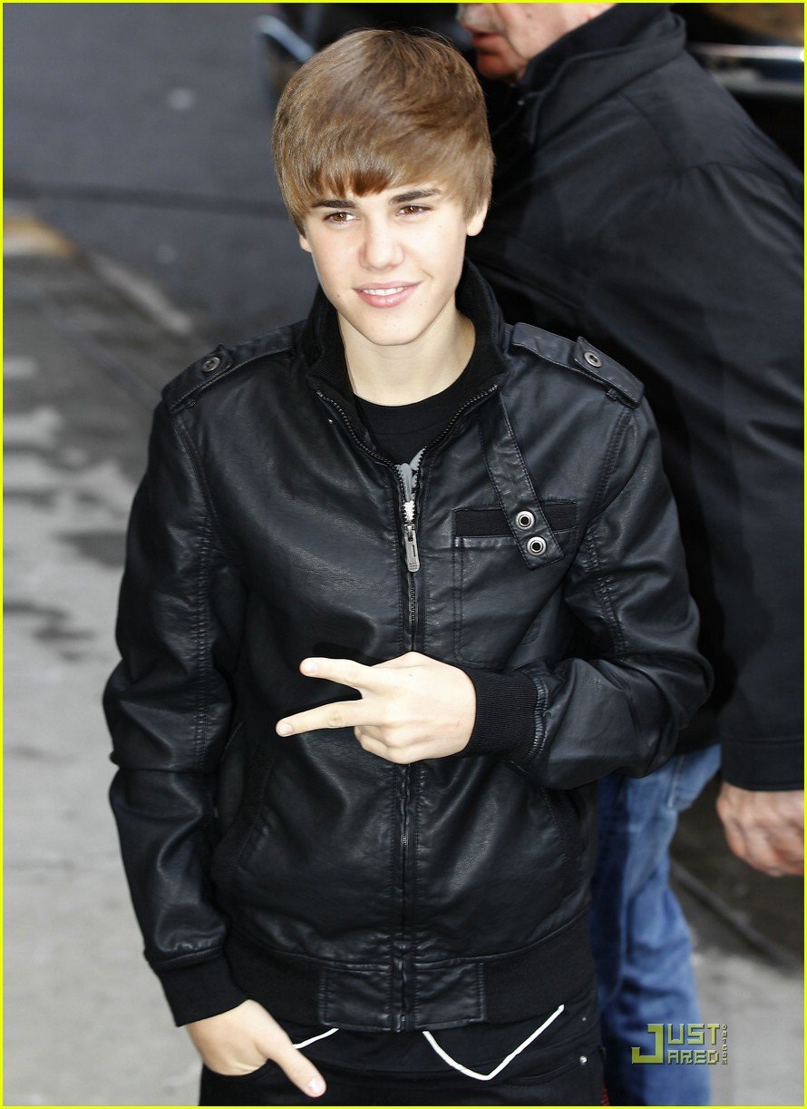 Full Sized Photo of justin bieber leno letterman 07 | Justin Bieber ...