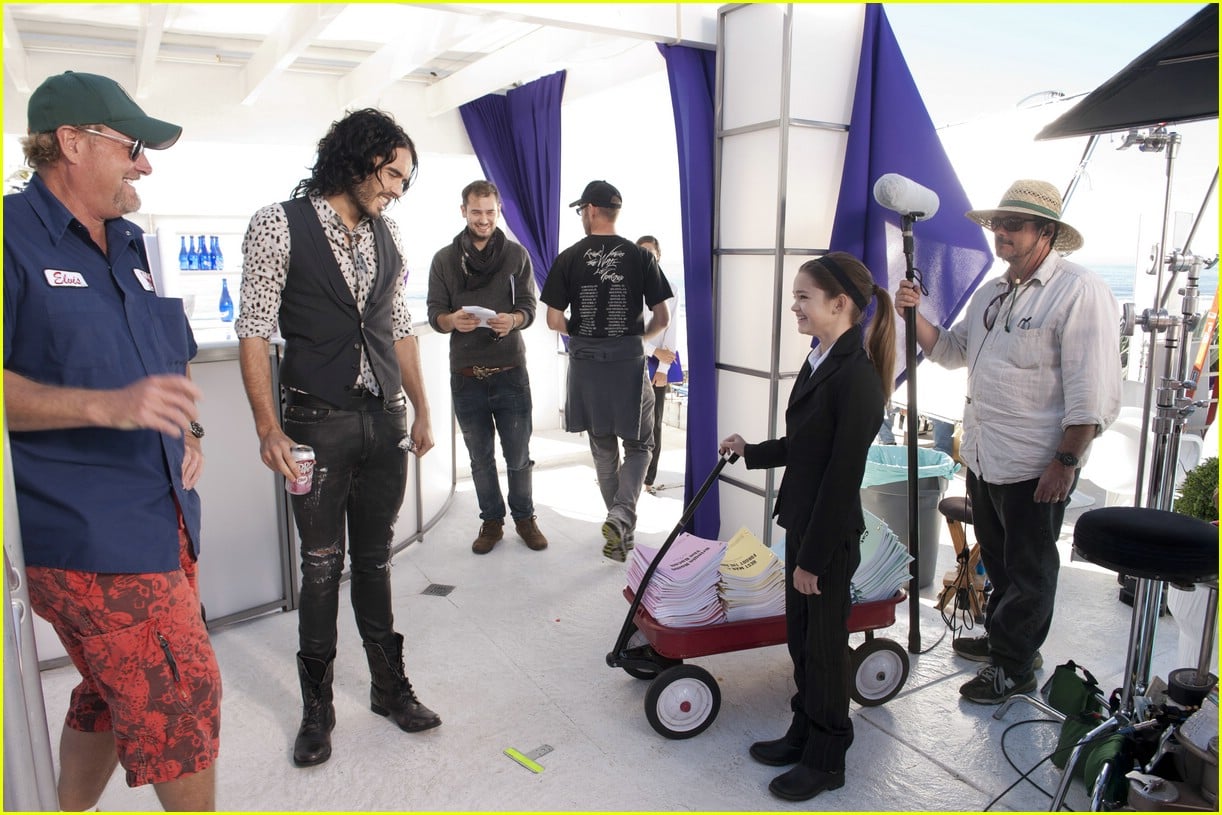 Big Time Rush Beach Party with Russell Brand Tonight! Photo 405843