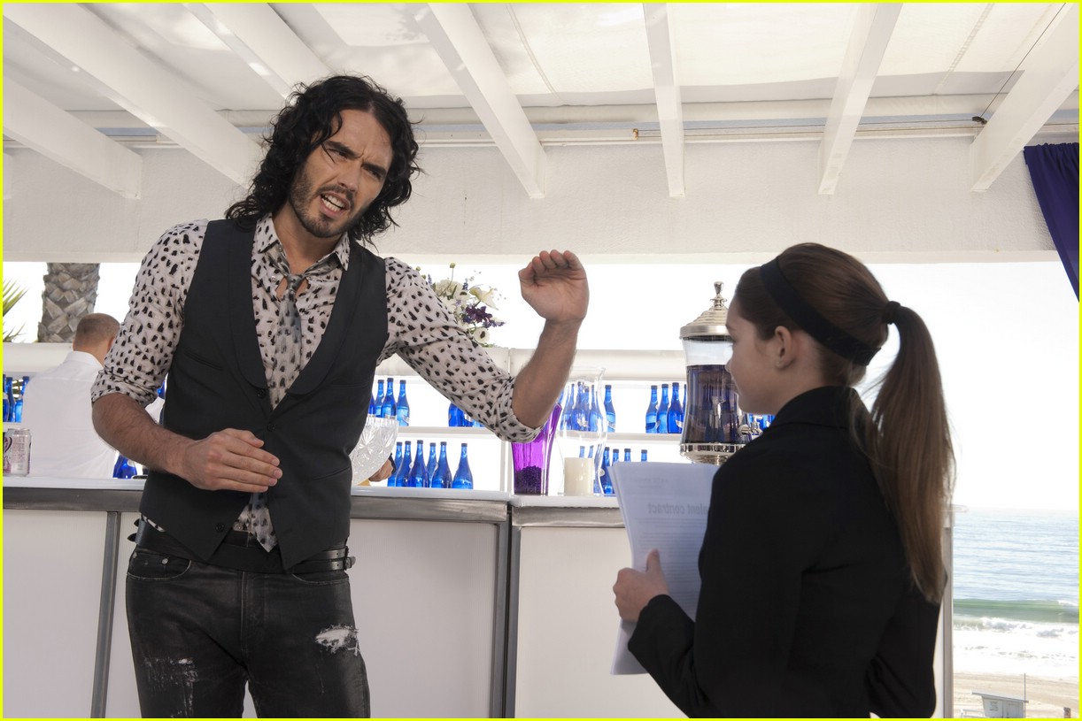 Big Time Rush Beach Party with Russell Brand Tonight! Photo 405845