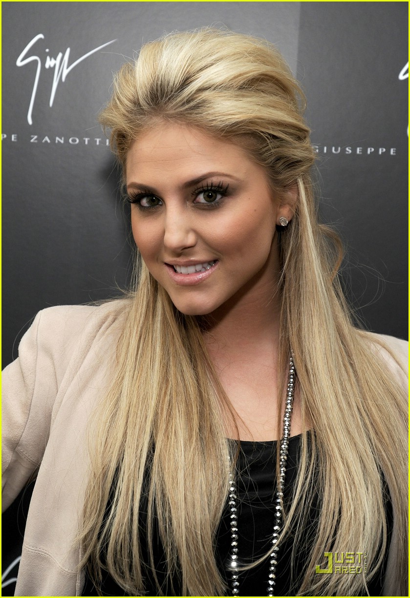 Full Sized Photo of cassie scerbo never premiere 12 | Cassie Scerbo's ...