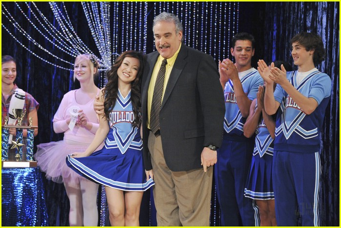 adam irigoyen chains shake show up 23