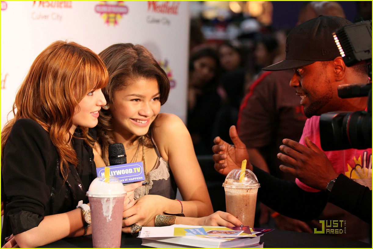 Zendaya & Bella Thorne 'Shake Up' Millions of Milkshakes | Photo 407154 ...