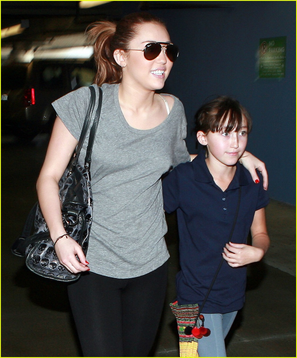 Miley Cyrus: Beverly Center Shopping with Noah!: Photo 409655, Miley  Cyrus, Noah Cyrus Pictures